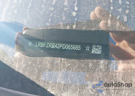 2023 Buick Envision Avenir Fwd from USA, damaged, VIN LRBFZRR42PD065685